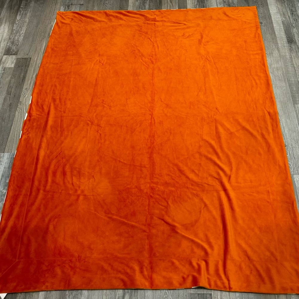 Domain Chevron Blanket - Picture 4 of 4